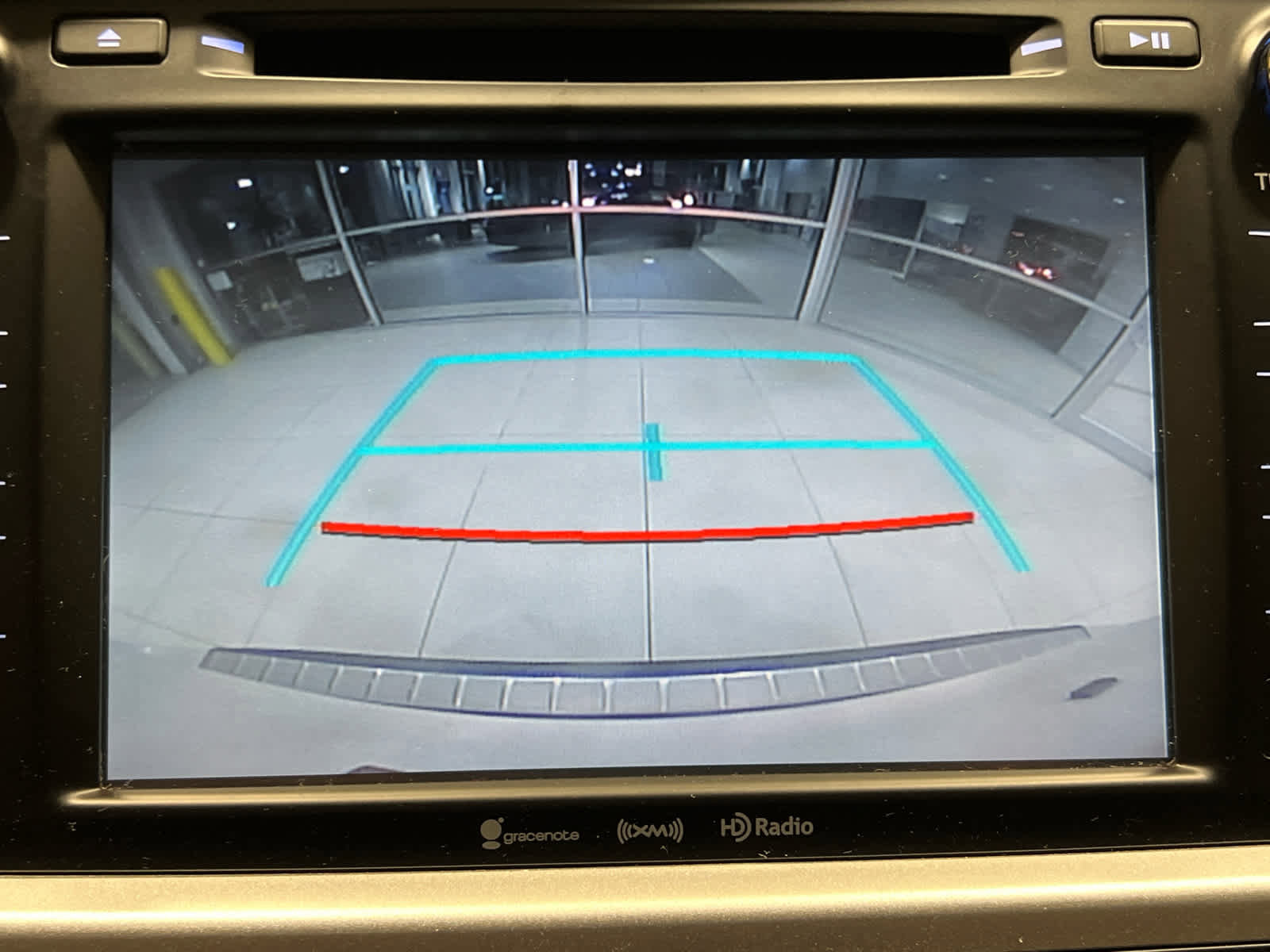 Used 2019 Toyota Highlander XLE w/ Carpet Mat Package (TMS) image 18