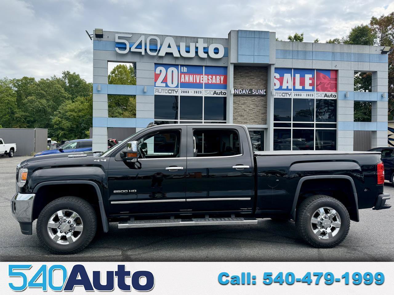 Used 2017 GMC Sierra 2500 SLT w/ Duramax Plus Package AWD/4WD video 1