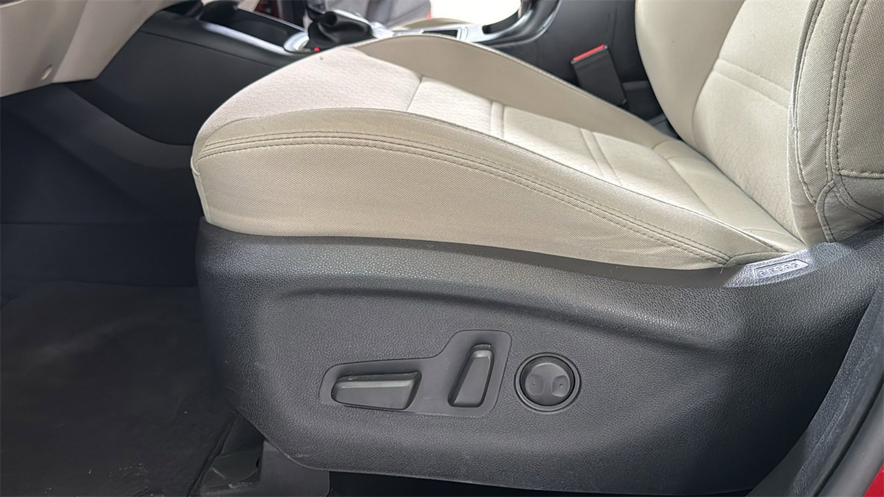 Used 2020 Kia Sorento LX w/ LX I4 Convenience Package image 14