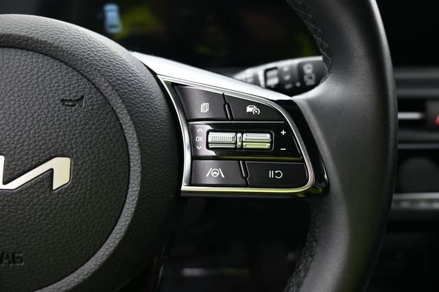 Used 2025 Kia Seltos S FWD image 19
