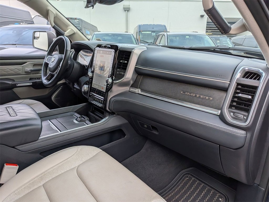 Certified 2024 RAM 1500 Limited image 29