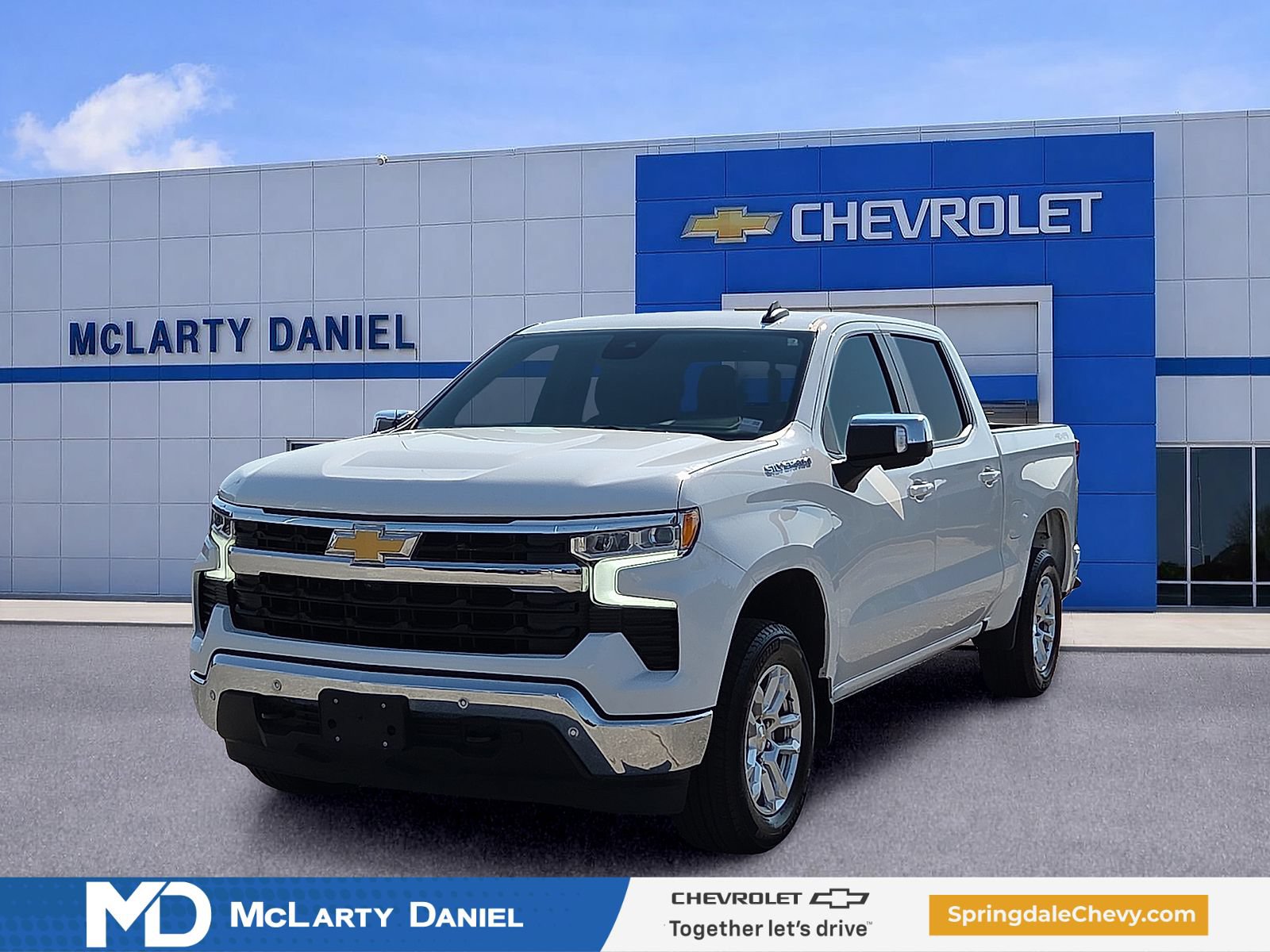Used 2025 Chevrolet Silverado 1500 LT w/ Safety Package AWD/4WD image 2