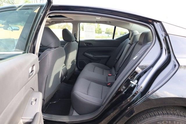 Certified 2024 Nissan Altima 2.5 SV w/ SV Premium Package AWD/4WD image 21