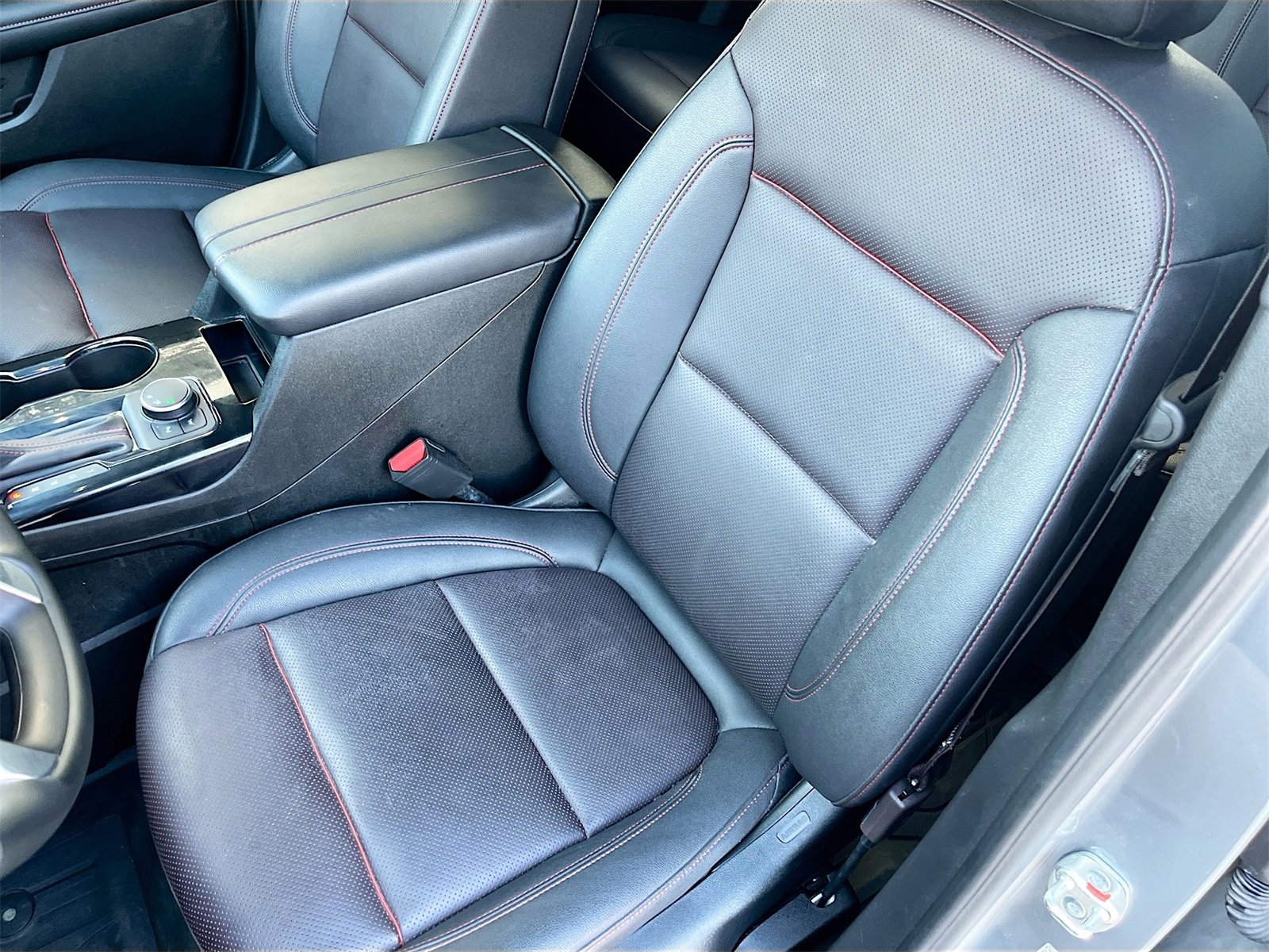 Used 2024 Chevrolet Blazer RS w/ Enhanced Convenience Package image 20