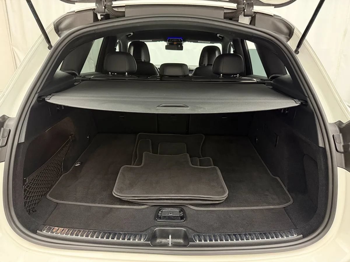 Used 2024 Mercedes-Benz GLC 300 4MATIC image 51