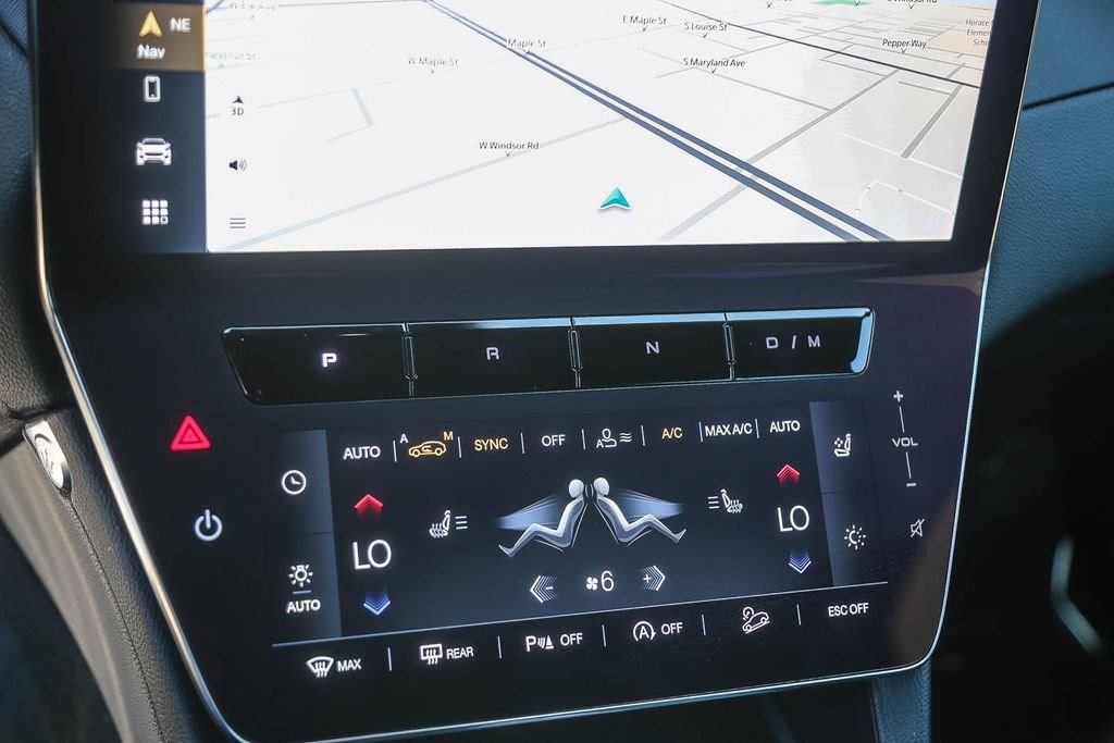 Used 2024 Maserati Grecale GT image 19