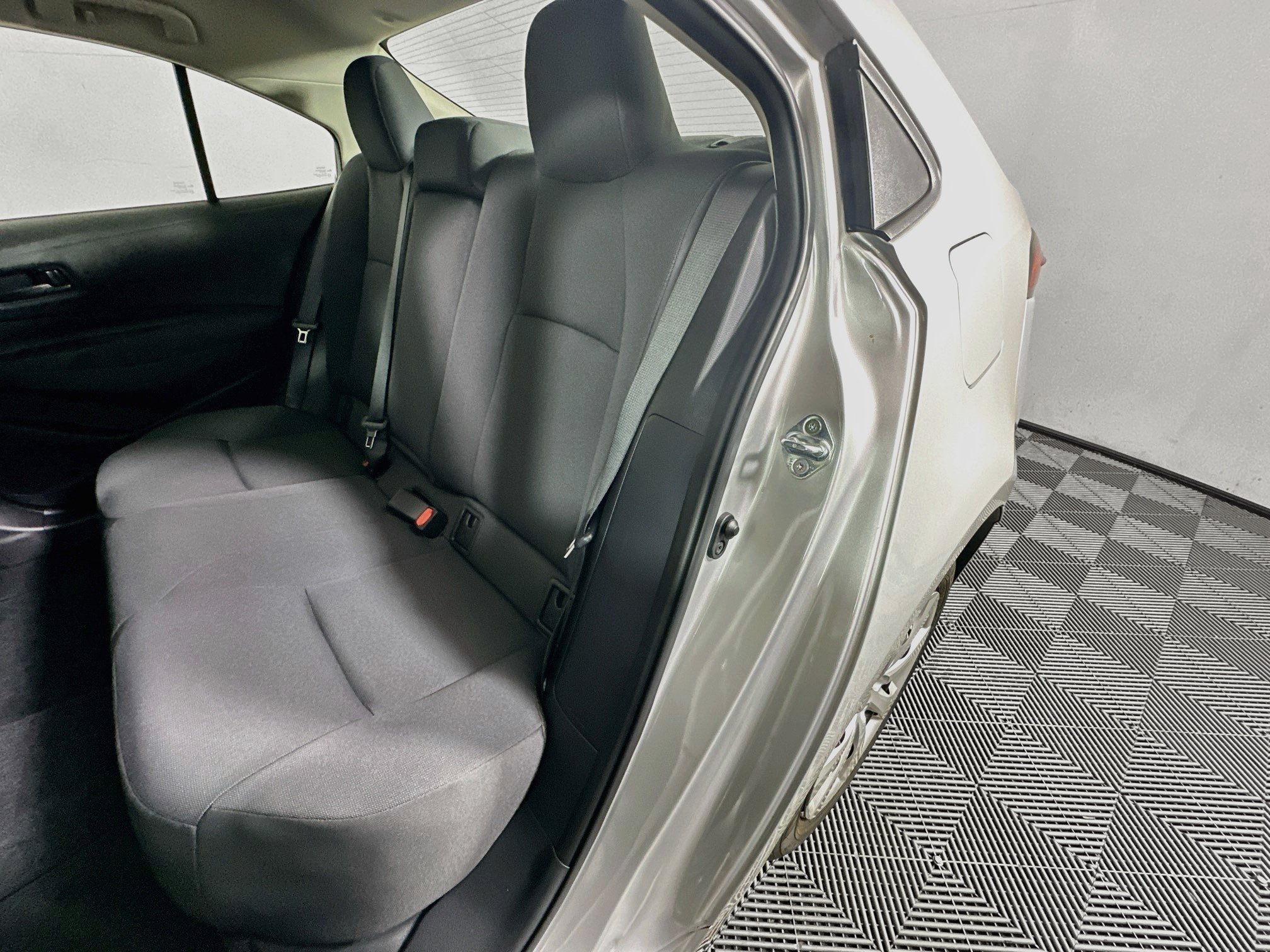 Used 2023 Toyota Corolla LE FWD image 25