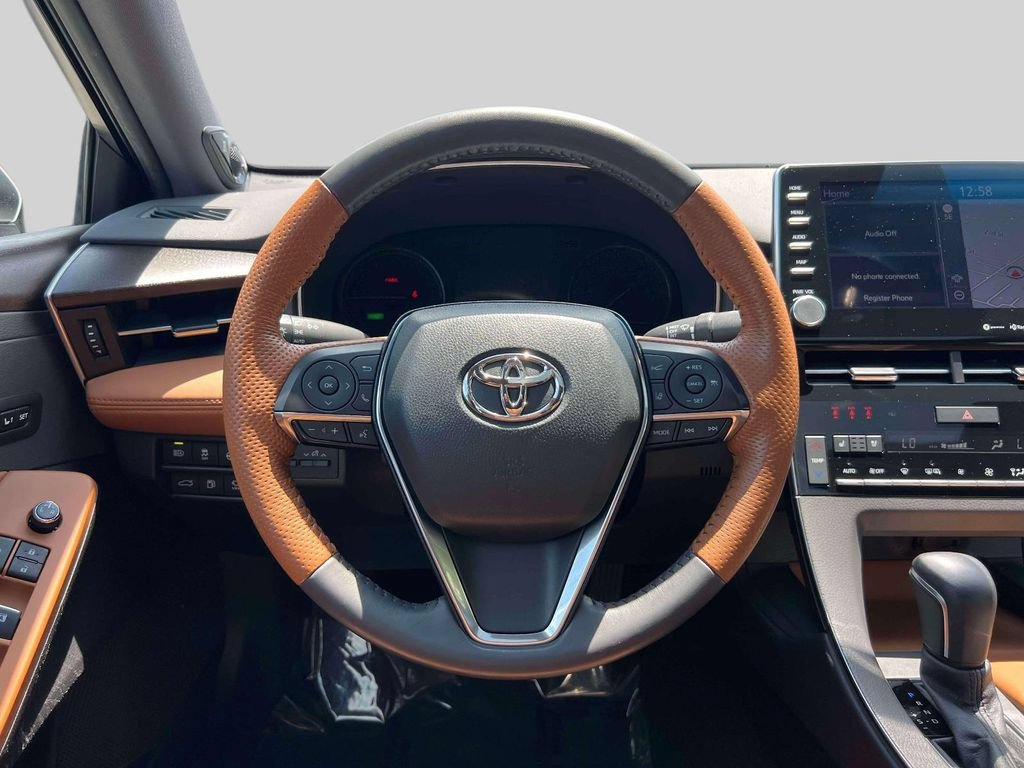 Used 2022 Toyota Avalon Limited w/ Advanced Safety Package FWD image 15