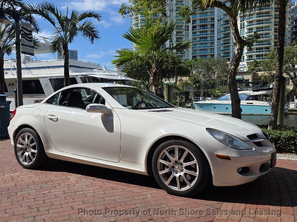 Used 2005 Mercedes-Benz SLK 350 Movie Star image 18