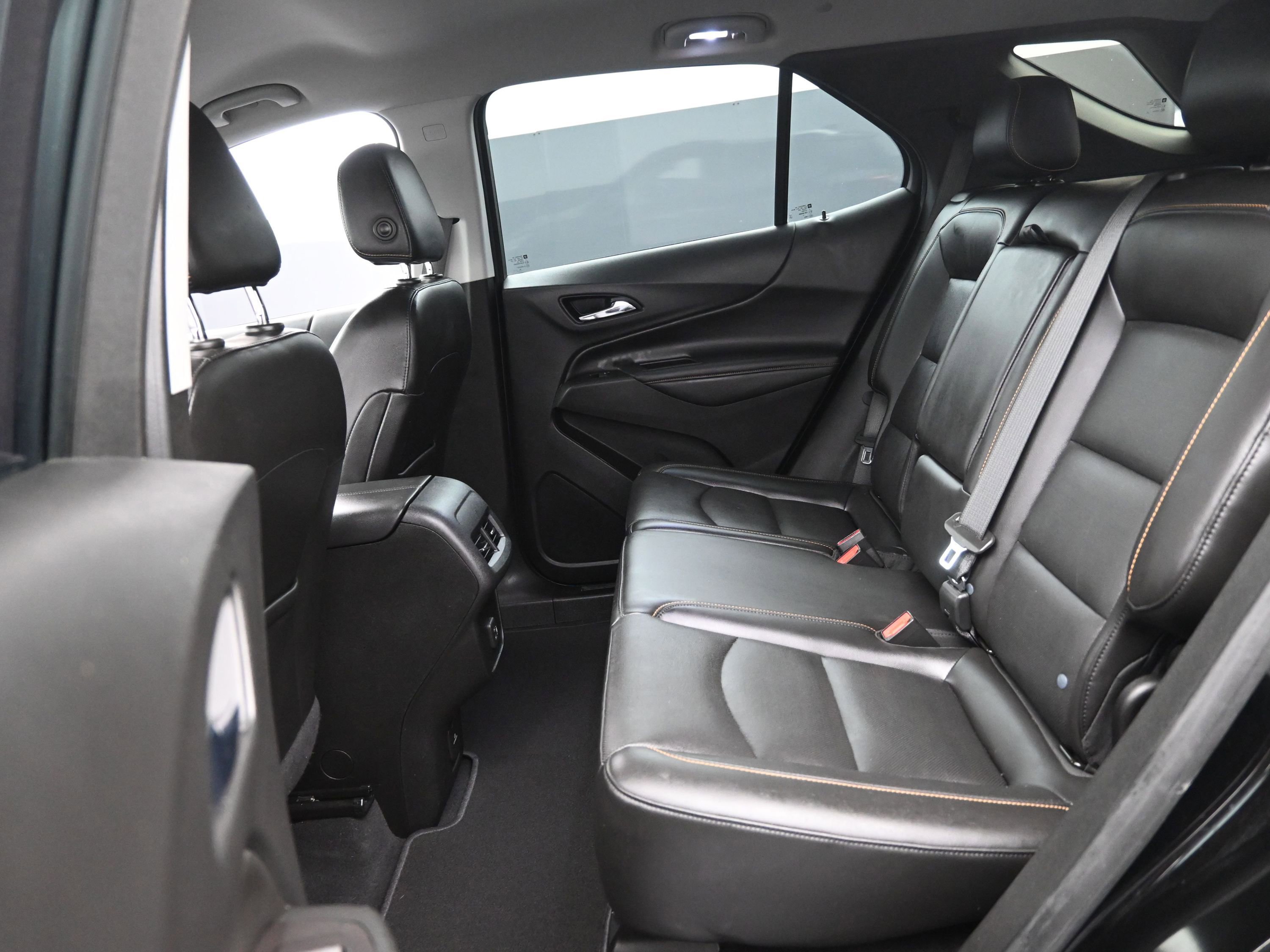 Used 2021 Chevrolet Equinox Premier w/ Redline Edition image 15