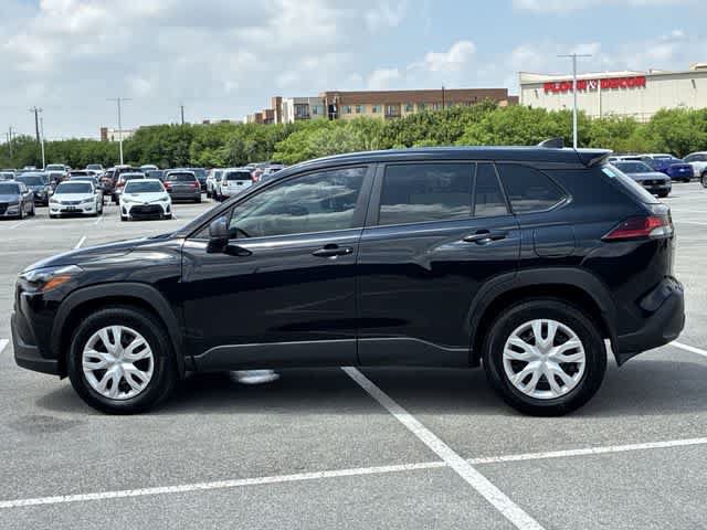 Used 2026 Toyota Corolla Cross L FWD image 3