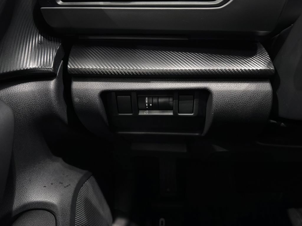 Used 2024 Subaru Crosstrek 2.0i Premium image 24