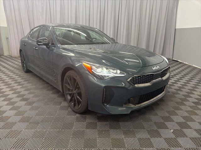 Used 2023 Kia Stinger GT2 w/ Option Group 020 AWD/4WD image 3