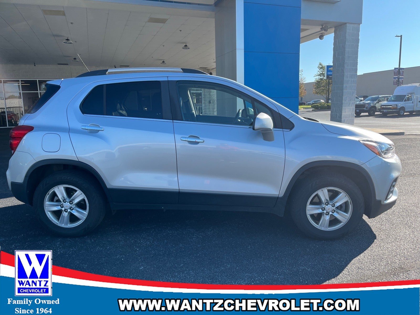Used 2019 Chevrolet Trax LT w/ LT Convenience Package AWD/4WD image 5