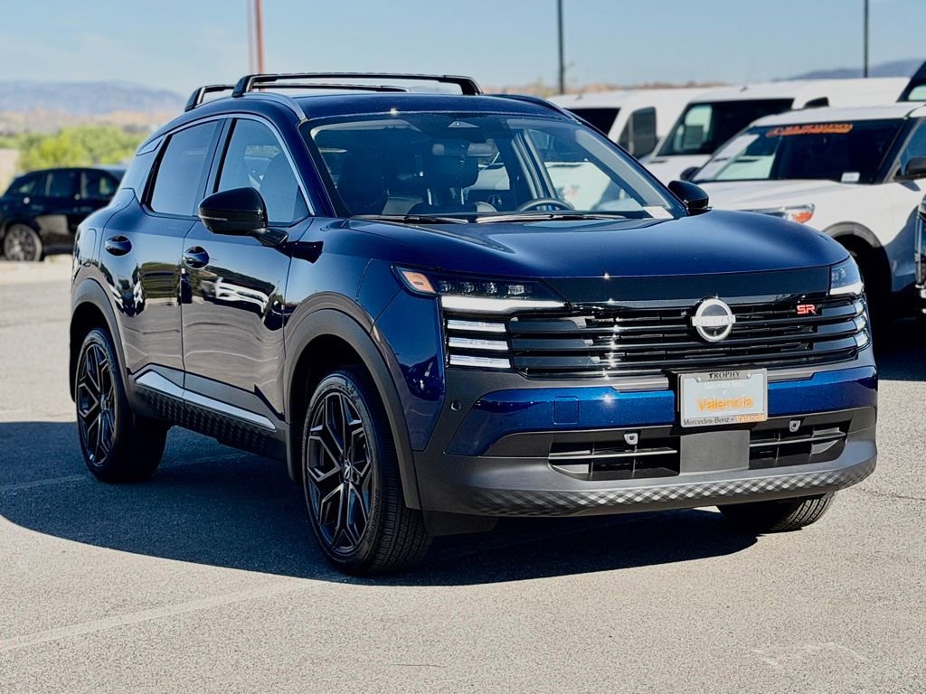 Used 2026 Nissan Kicks SR FWD image 6