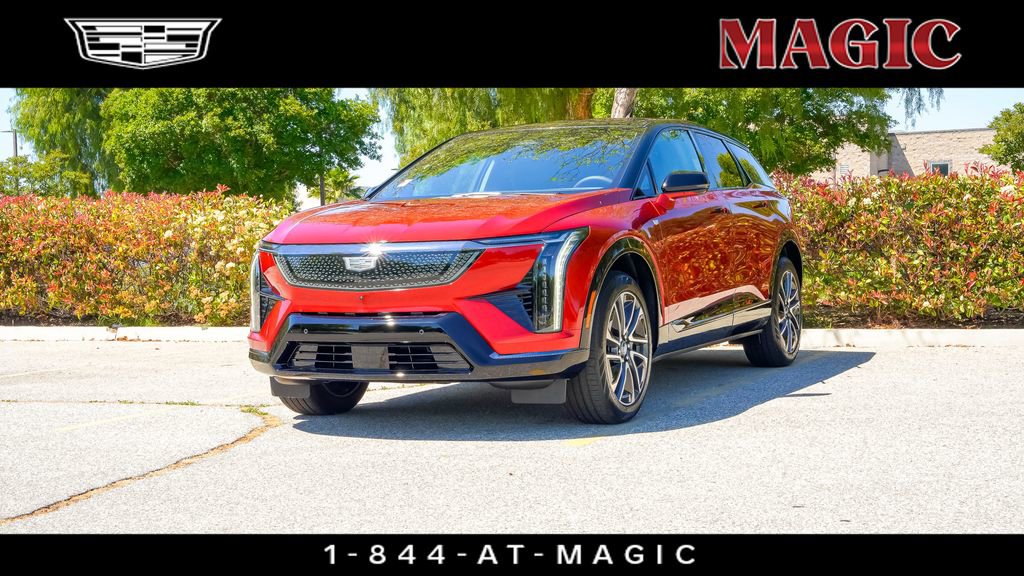 Used 2025 Cadillac Optiq Sport 1
