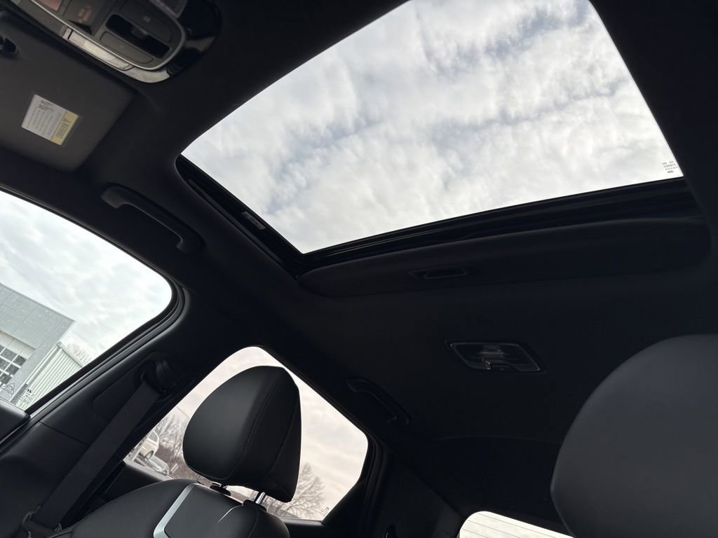 Used 2024 Hyundai Santa Cruz Limited image 2