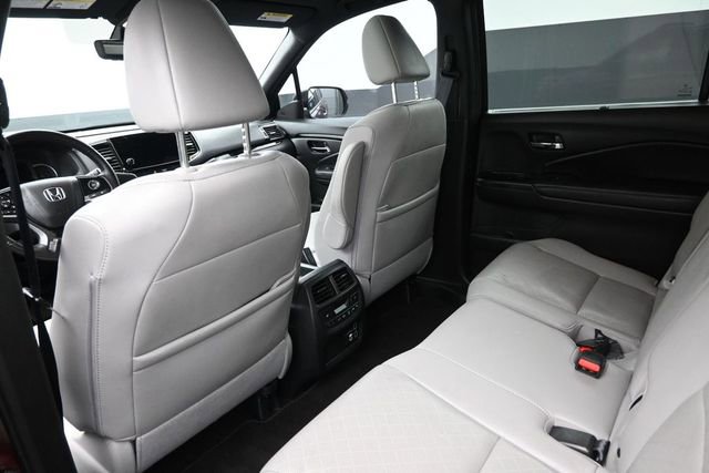 Used 2019 Honda Passport Touring image 2