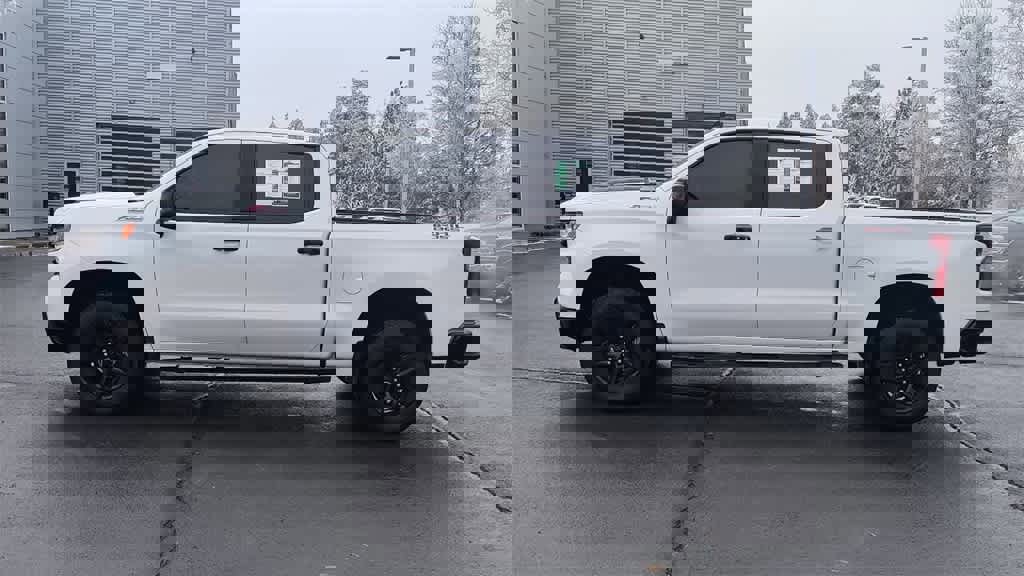 Used 2024 Chevrolet Silverado 1500 LT Trail Boss w/ Protection Package image 5