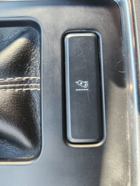 Used 2019 Ford F150 Raptor w/ Equipment Group 802A Luxury image 27