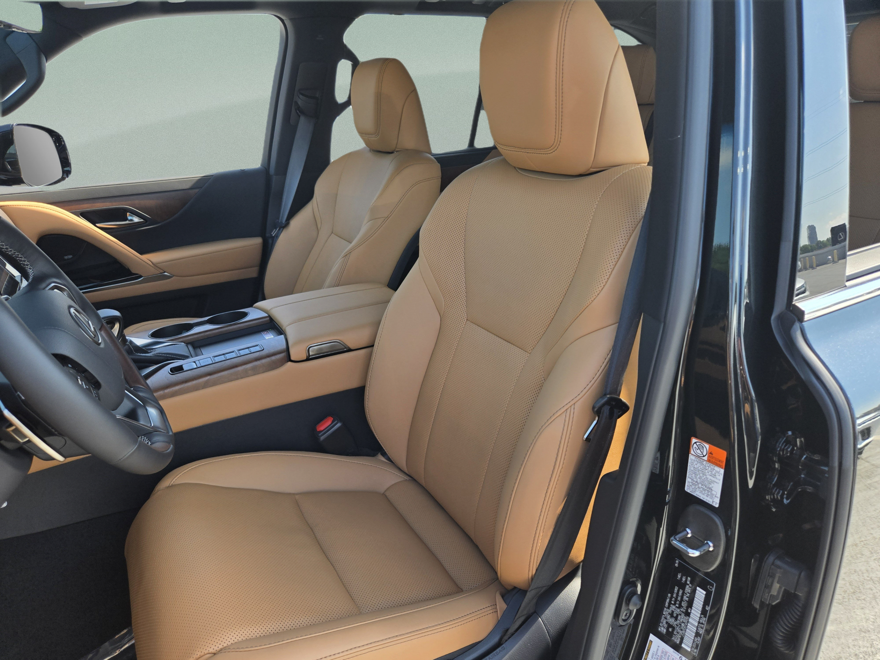 New 2026 Lexus LX 600 4WD w/ Luxury Package image 13