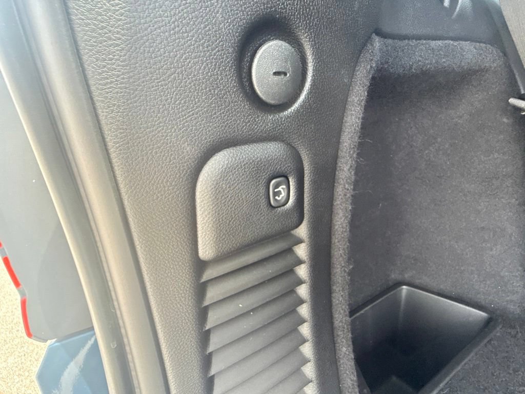 Used 2023 Dodge Durango GT RWD image 12