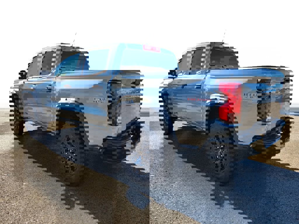 Used 2024 Chevrolet Colorado Trail Boss image 3