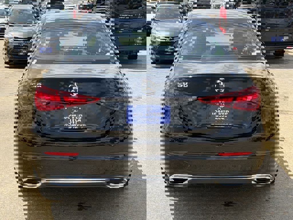 Used 2025 Mercedes-Benz C 300 Sedan image 8
