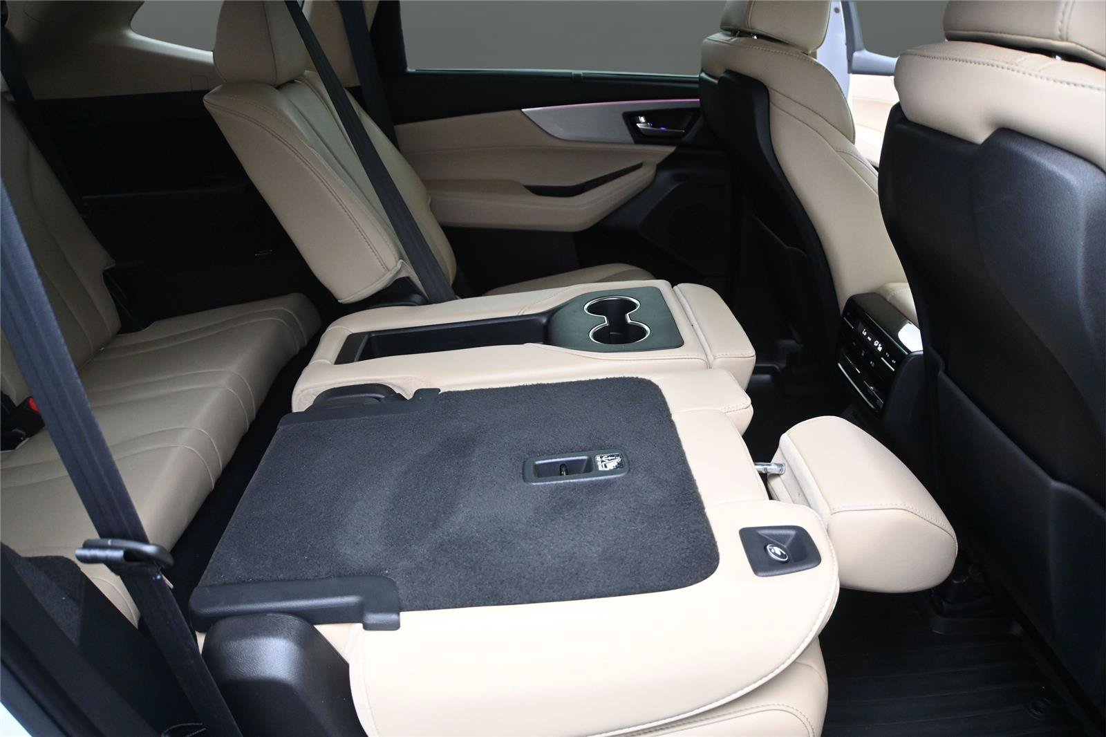 Certified 2022 Acura MDX SH-AWD w/ Technology Package image 28