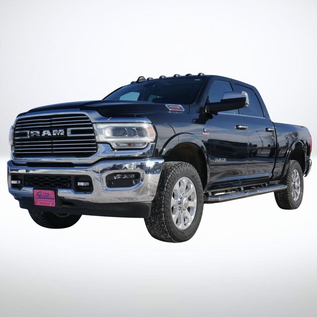 Used 2022 RAM 3500 Laramie image 8