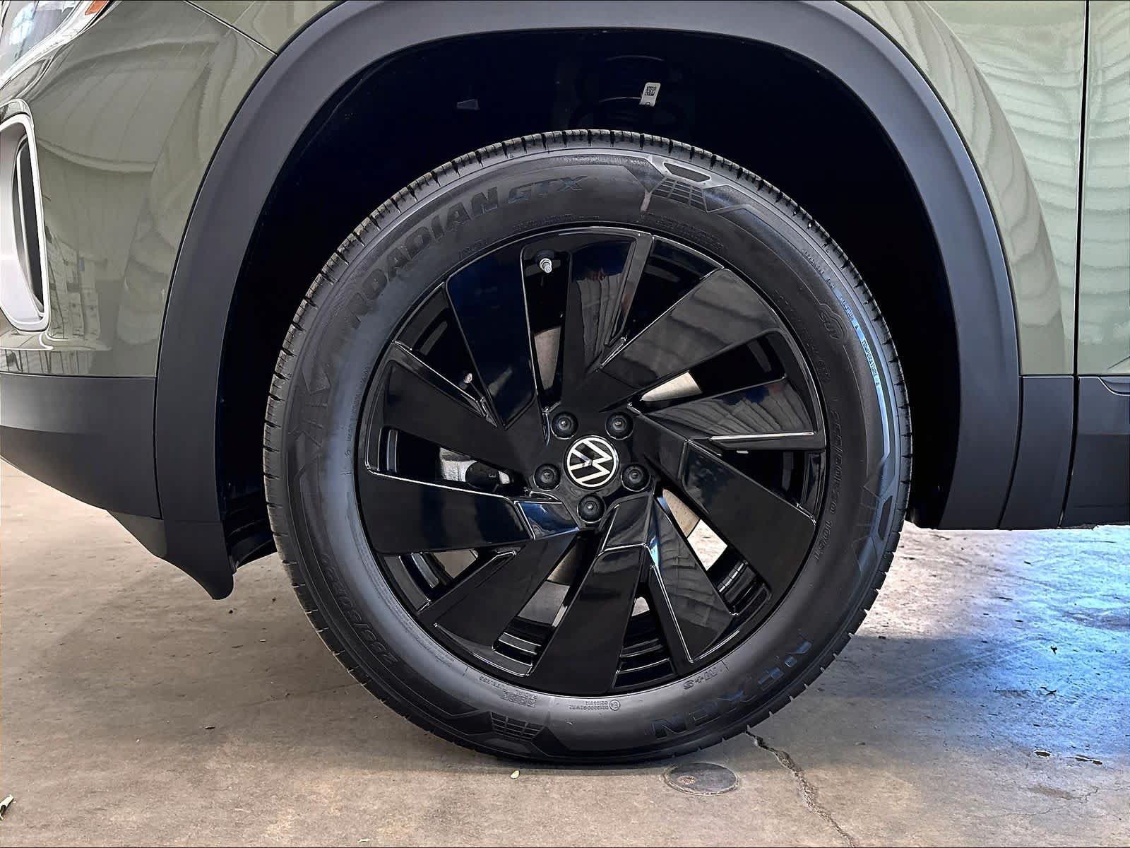 New 2026 Volkswagen Atlas SE AWD/4WD image 13