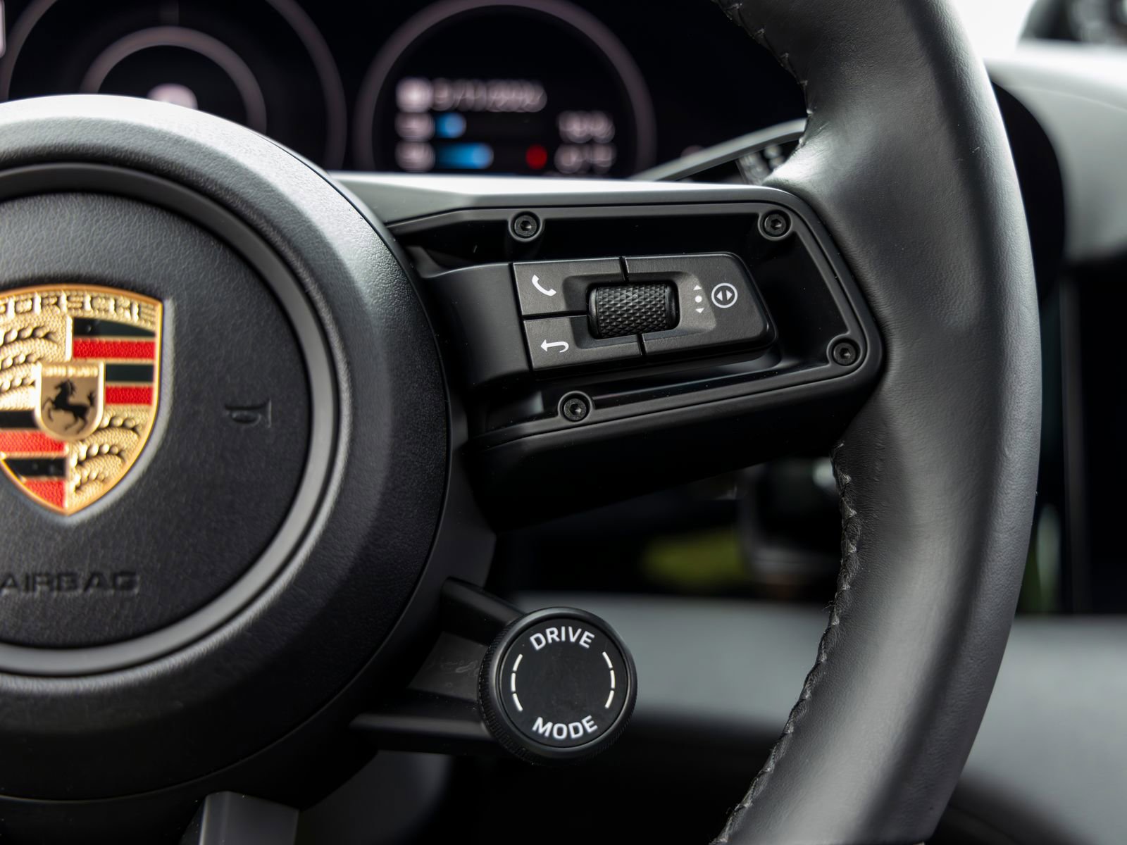 Certified 2024 Porsche Taycan RWD image 31