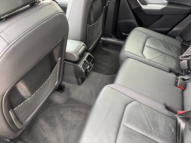 Used 2025 Audi Q3 2.0T Premium image 15