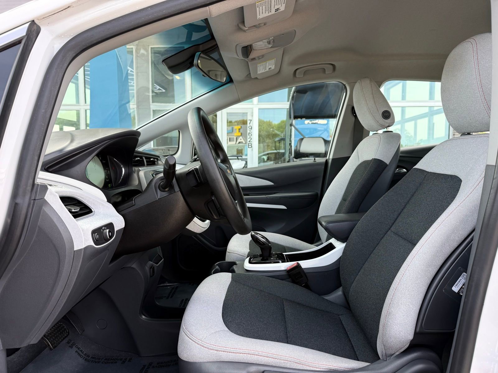 Used 2018 Chevrolet Bolt LT FWD image 14