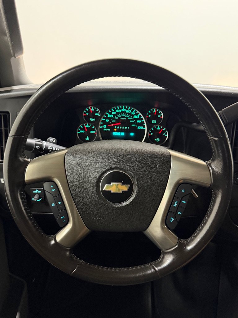 Used 2018 Chevrolet Express 3500 LT w/ LT Preferred Equipment Group RWD image 15