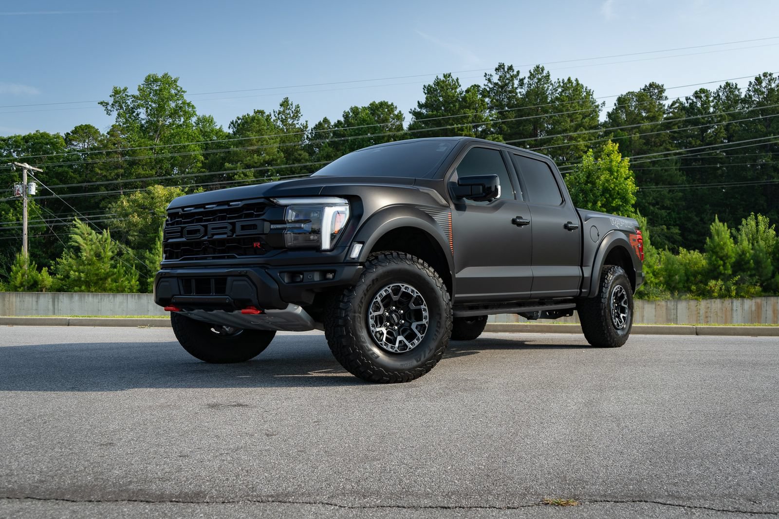 Used 2025 Ford F150 Raptor w/ Equipment Group 803A Raptor R AWD/4WD image 5