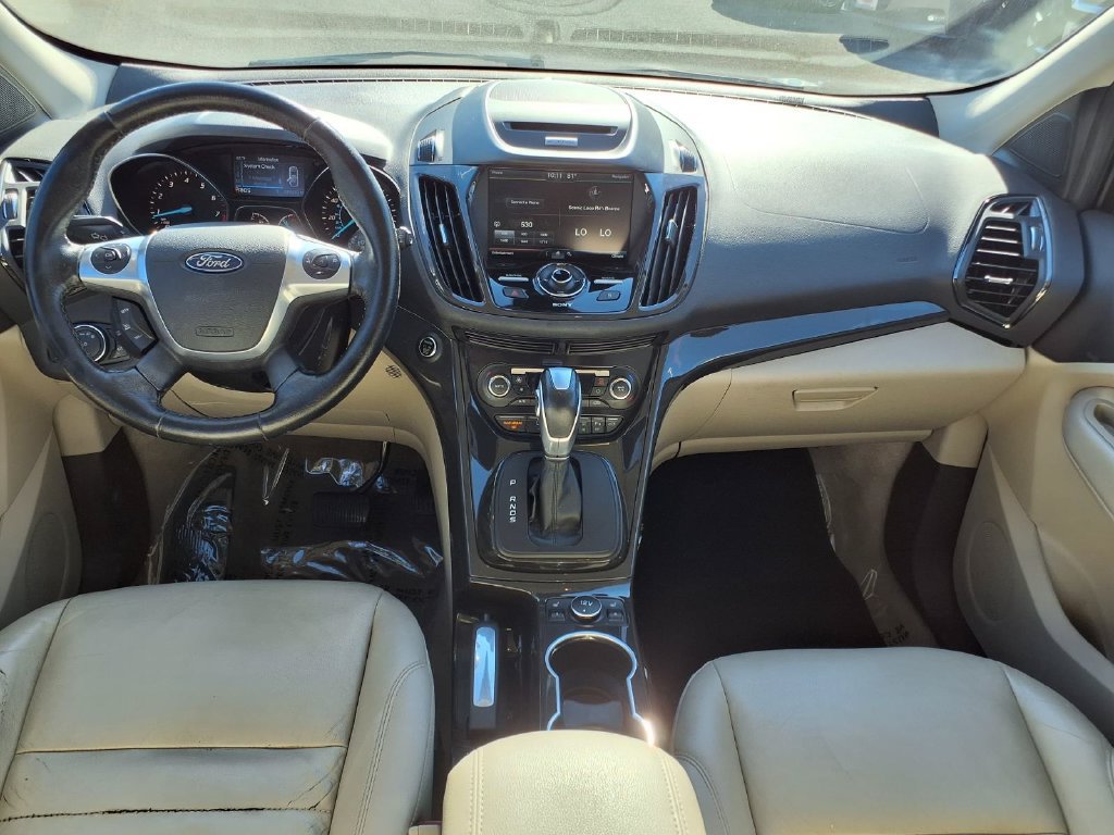 Used 2015 Ford Escape Titanium w/ Equipment Group 301A FWD image 9