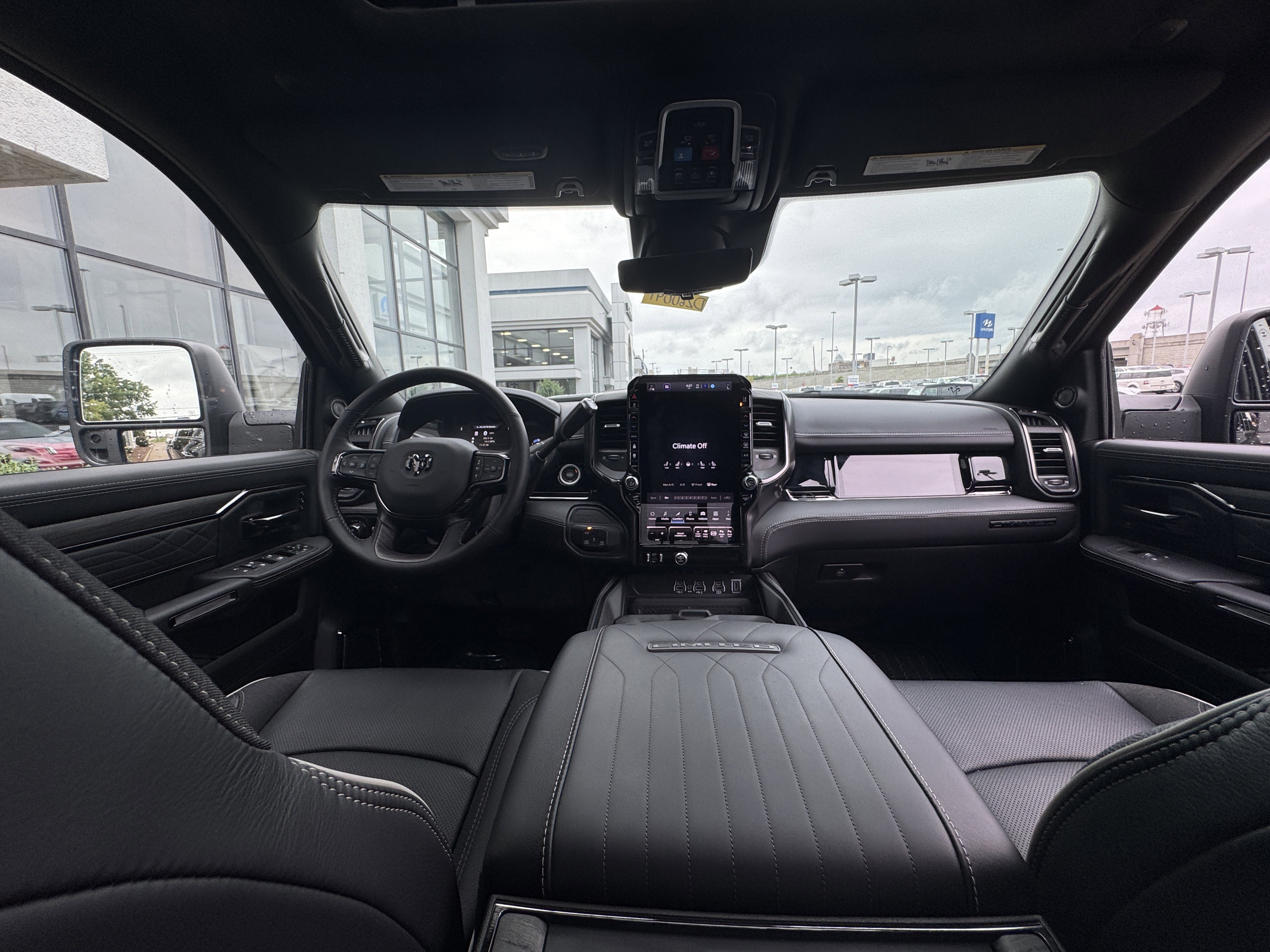 New 2026 RAM 2500 Limited image 28