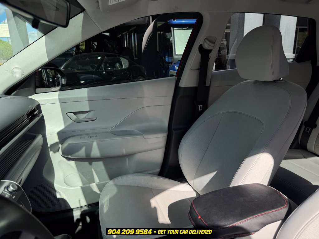 Used 2024 Hyundai Kona SEL FWD image 21
