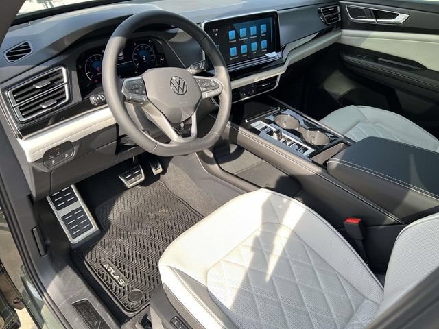 New 2026 Volkswagen Atlas Cross Sport SEL Premium R-Line AWD/4WD image 11