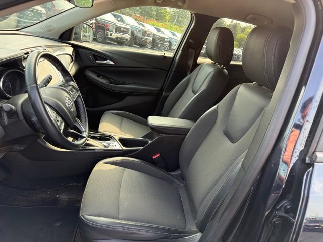 Used 2021 Buick Encore GX Select w/ LPO, Active Lifestyle Package AWD/4WD image 21