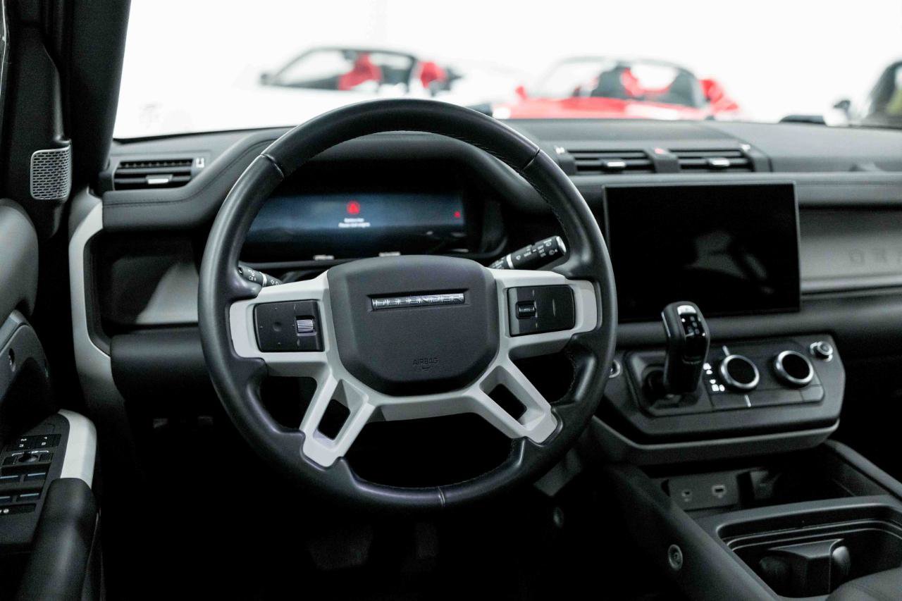 Used 2023 Land Rover Defender 130 SE image 61