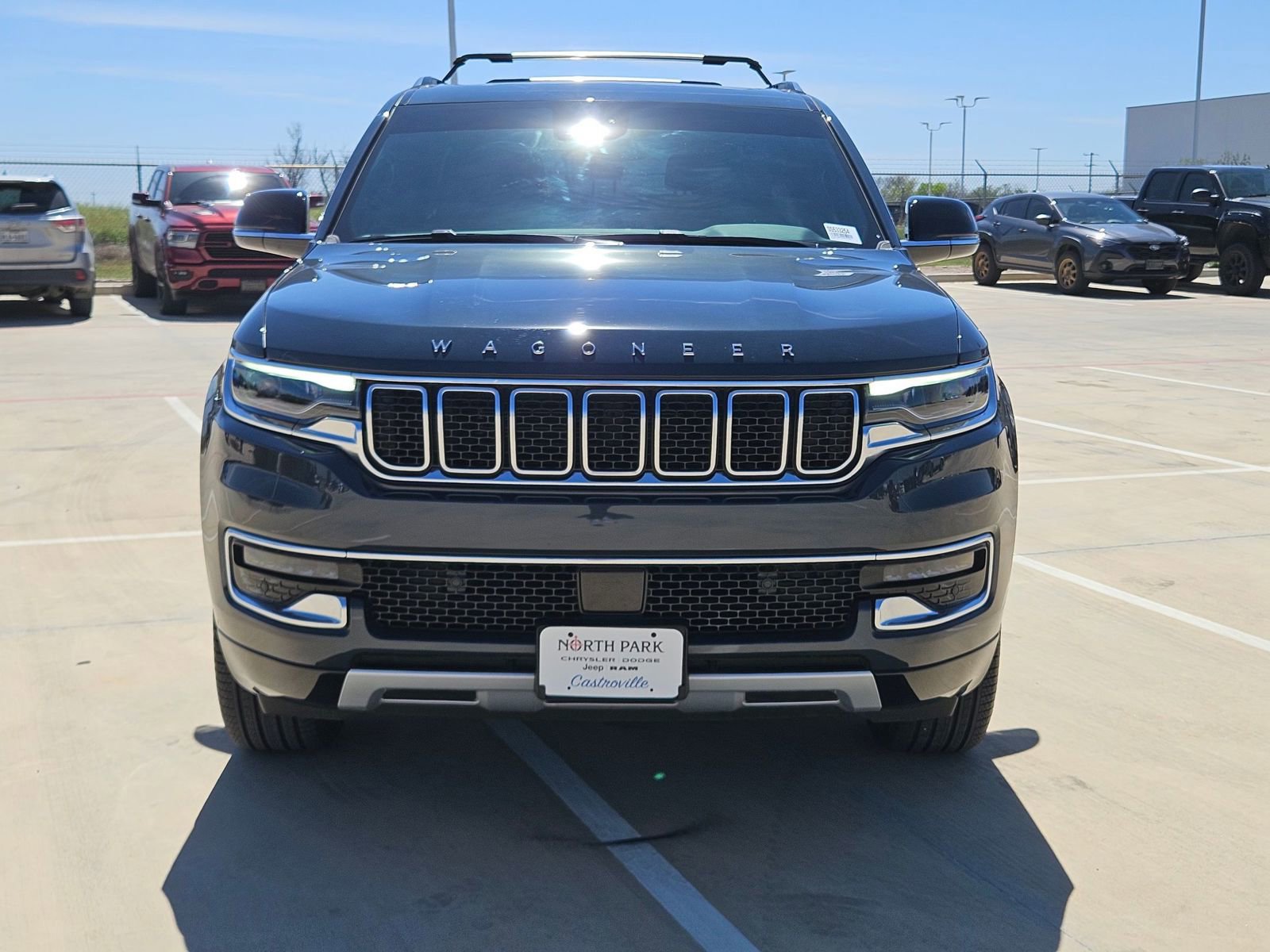 Certified 2025 Jeep Wagoneer Series II w/ Premium Group I image 8