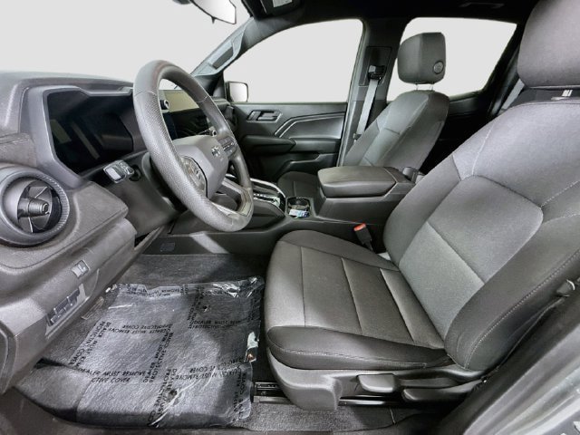 Used 2025 Chevrolet Colorado Trail Boss AWD/4WD image 20