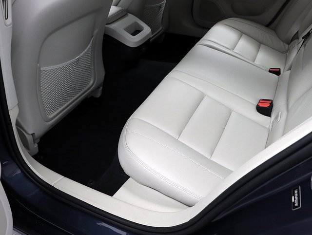 Used 2023 Volvo S60 B5 Plus w/ Climate Package image 25