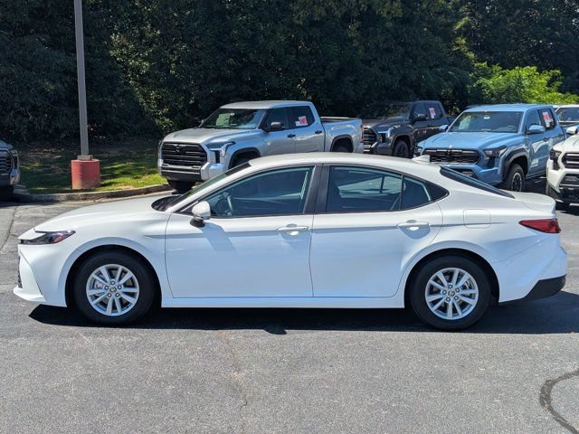 Used 2026 Toyota Camry LE FWD image 4