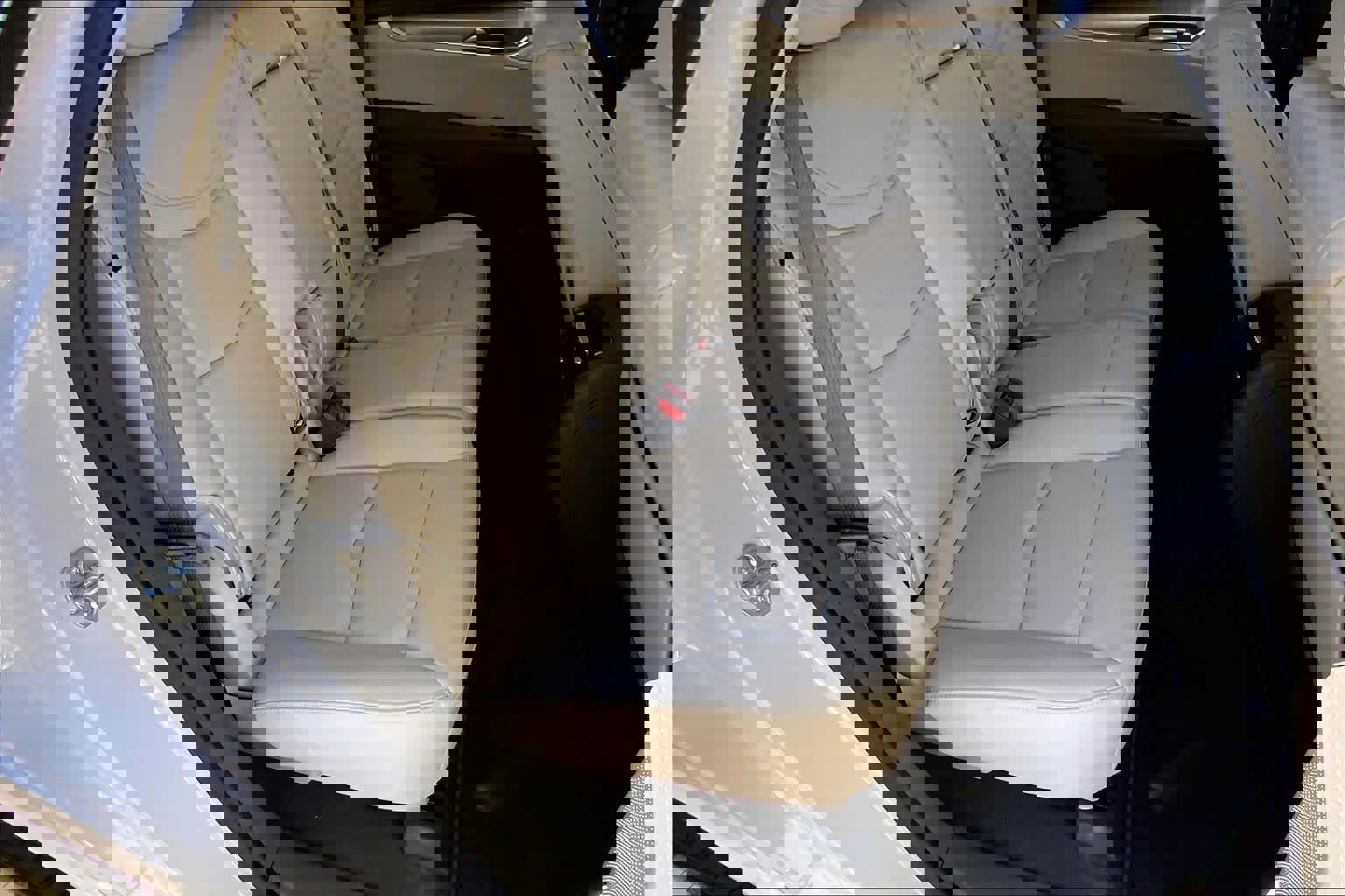 Used 2025 Cadillac XT5 Premium Luxury w/ Technology Package image 19