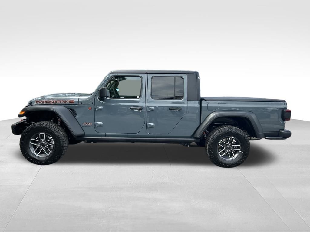 New 2025 Jeep Gladiator Mojave image 3