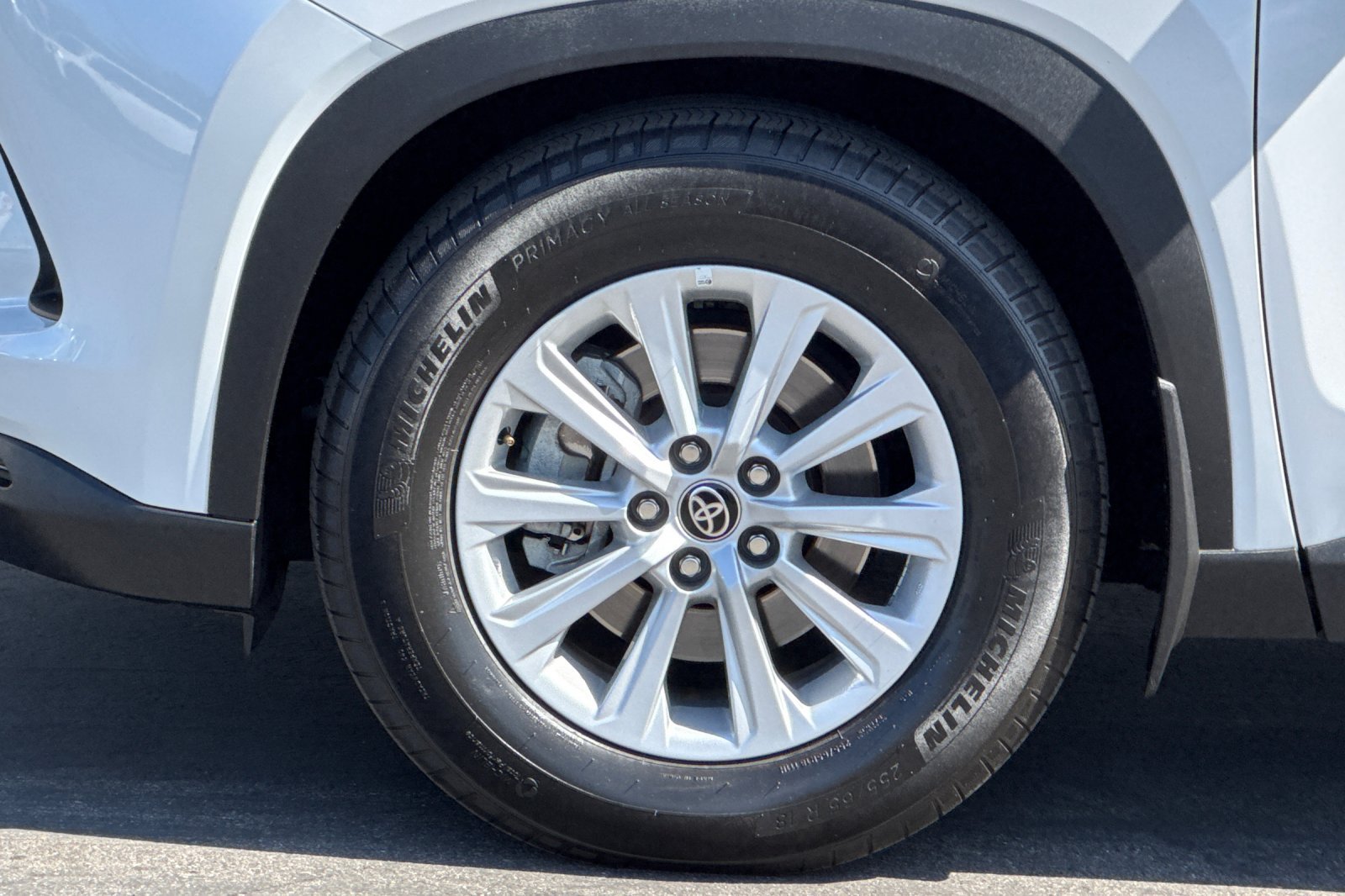 Certified 2024 Toyota Grand Highlander FWD image 36