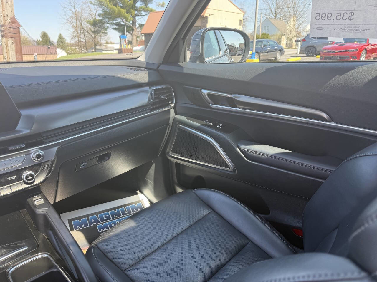 Used 2025 Kia Telluride S image 21